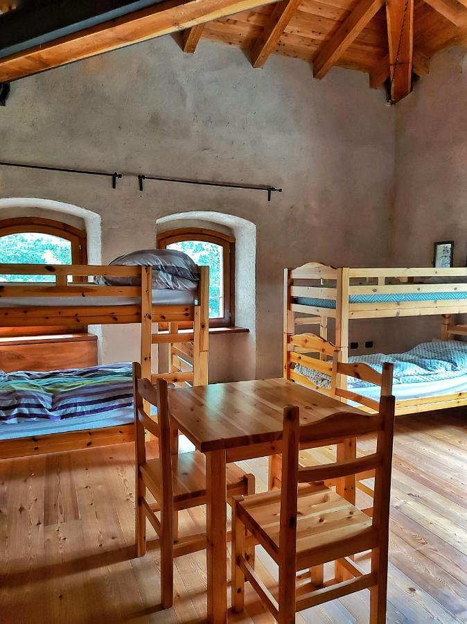 Forte Di Machaby Hostel Arnad Ngoại thất bức ảnh