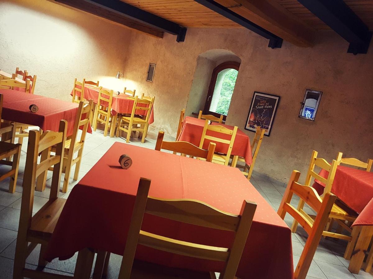 Forte Di Machaby Hostel Arnad Ngoại thất bức ảnh